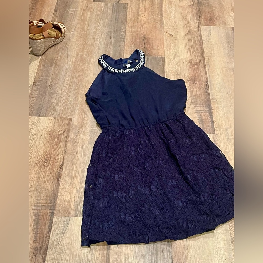 Elegant Navy Blue Women’s Juniors Short Dress with Beaded Collar